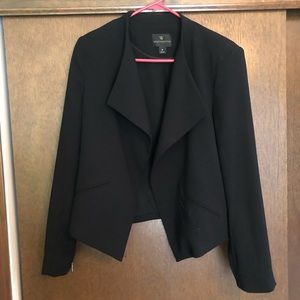 Black blazer with zipper on arms